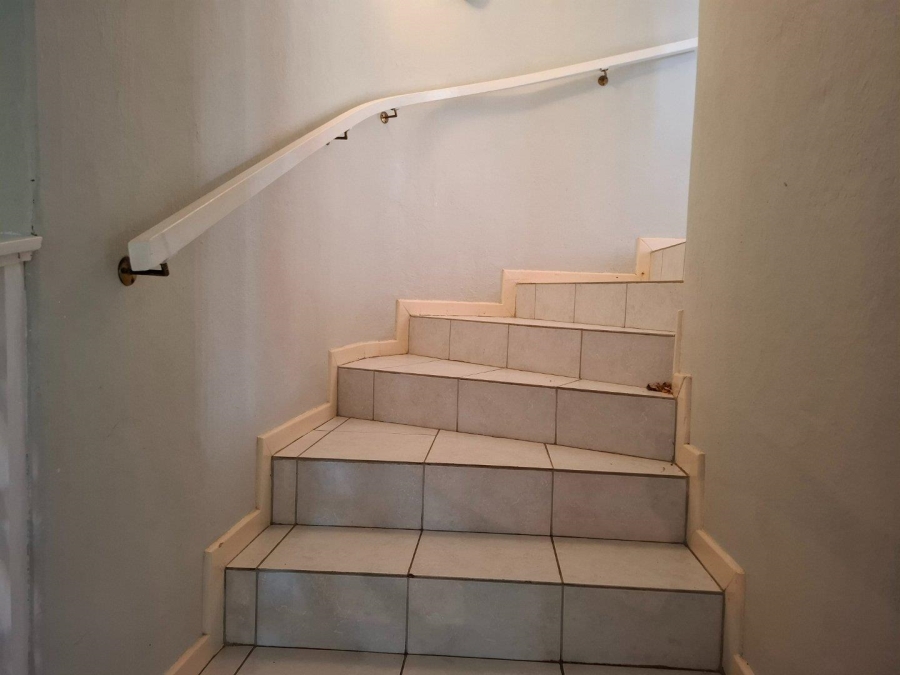 4 Bedroom Property for Sale in Wavecrest Eastern Cape